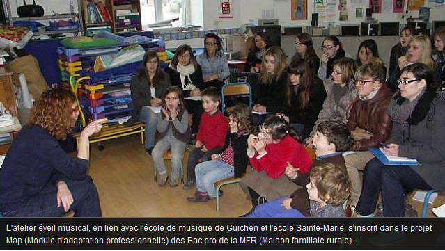 Un atelier de lecture organisé par des élèves de la MFR de Baulon